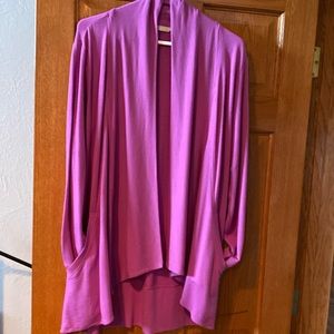 Athleta Pranayama Wrap.  Size small. Color pink.